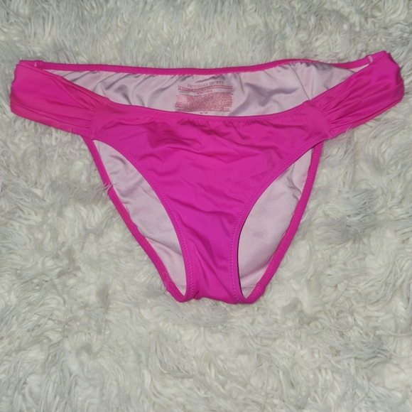 Victoria's Secret Other - Victoria's Secret bikini bottoms MEDIUM